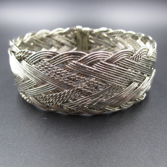 Jewelry - Vintage Silver Tone Rustic Handmade Wire Bracelet